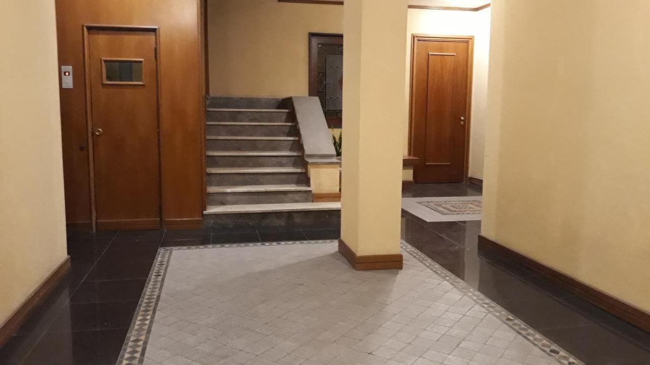 Hotel Kosié - il comfort di classe con due matrimoniali e due bagni indipendenti Palermo Exterior foto