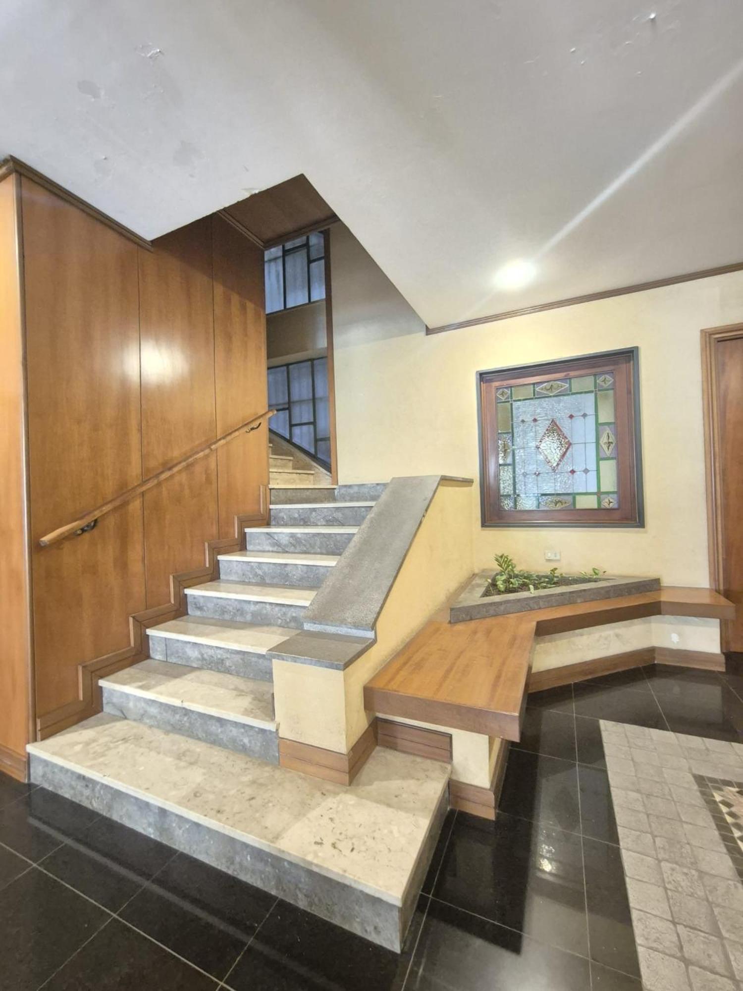 Hotel Kosié - il comfort di classe con due matrimoniali e due bagni indipendenti Palermo Exterior foto
